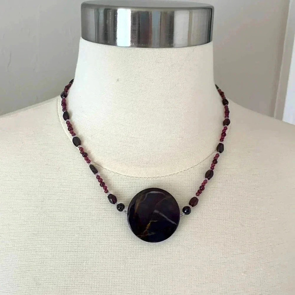 Beaded gemstone earrings and necklace matching set - Picture 1 of 4